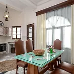 Naxos Center Lägenhet