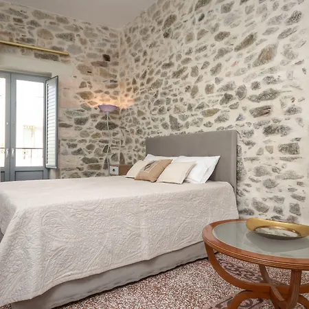 Center Houses * Naxos City