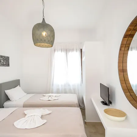 Naxos Center Apartmán *