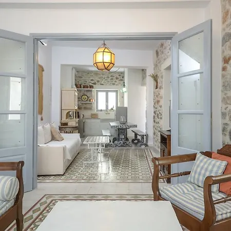 Center Houses Apartment