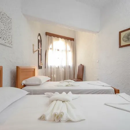 Center Houses * Naxos City