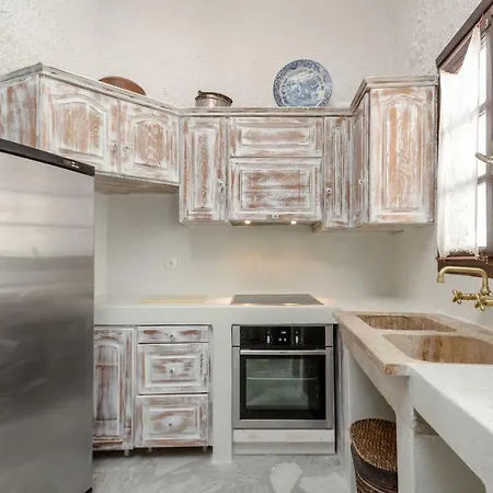 Center Houses Apartment Naxos City