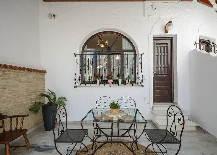 Naxos Center 아파트 *